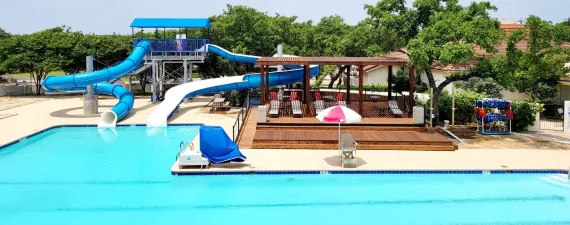 Pool view of cabanas at Thousand Oaks